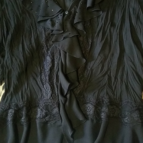 Allison Taylor blouse - Picture 2 of 3